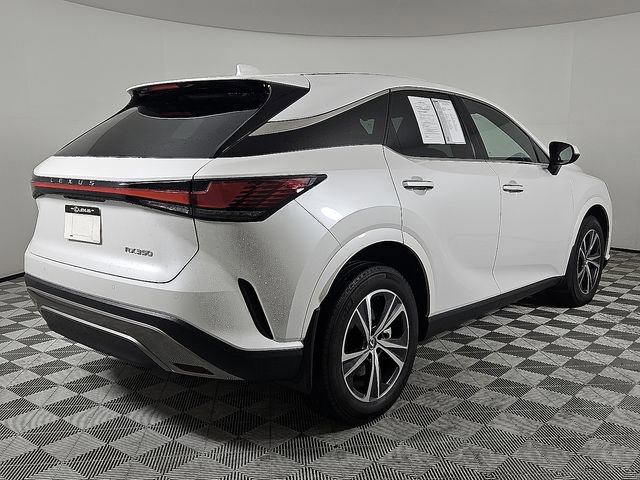 Used 2024 Lexus RX 350 FWD w/ Technology Package image 4