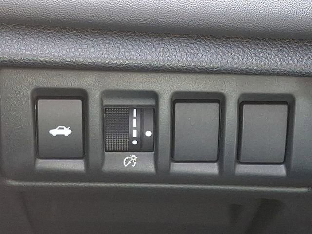 Used 2025 Subaru Legacy Limited AWD/4WD image 25