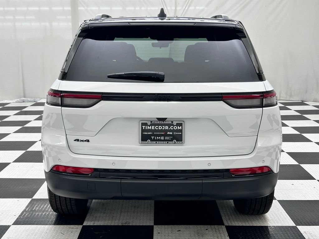 New 2025 Jeep Grand Cherokee Limited AWD/4WD image 6