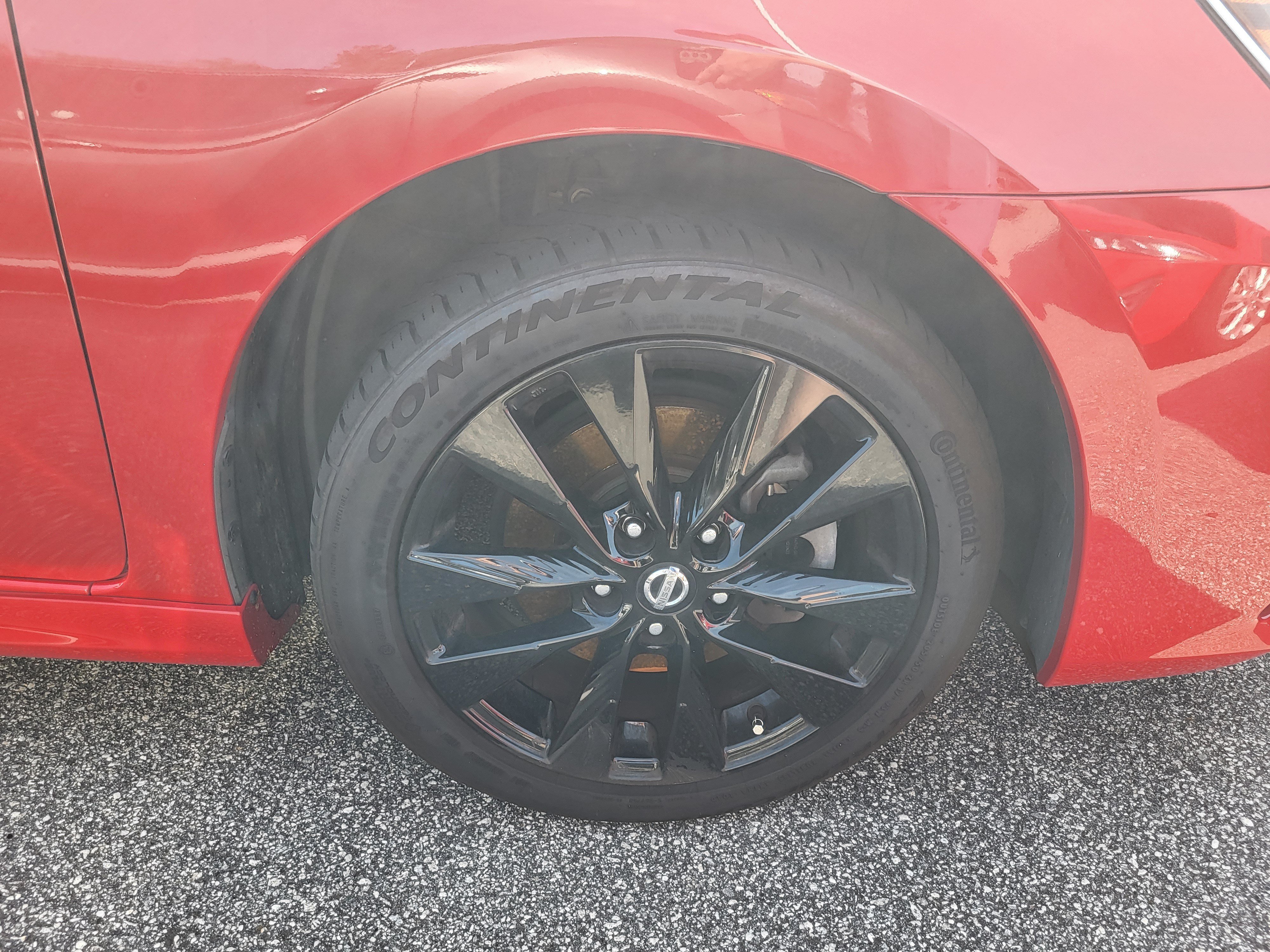 Used 2017 Nissan Sentra SR Turbo w/ SR Midnight Edition FWD image 7