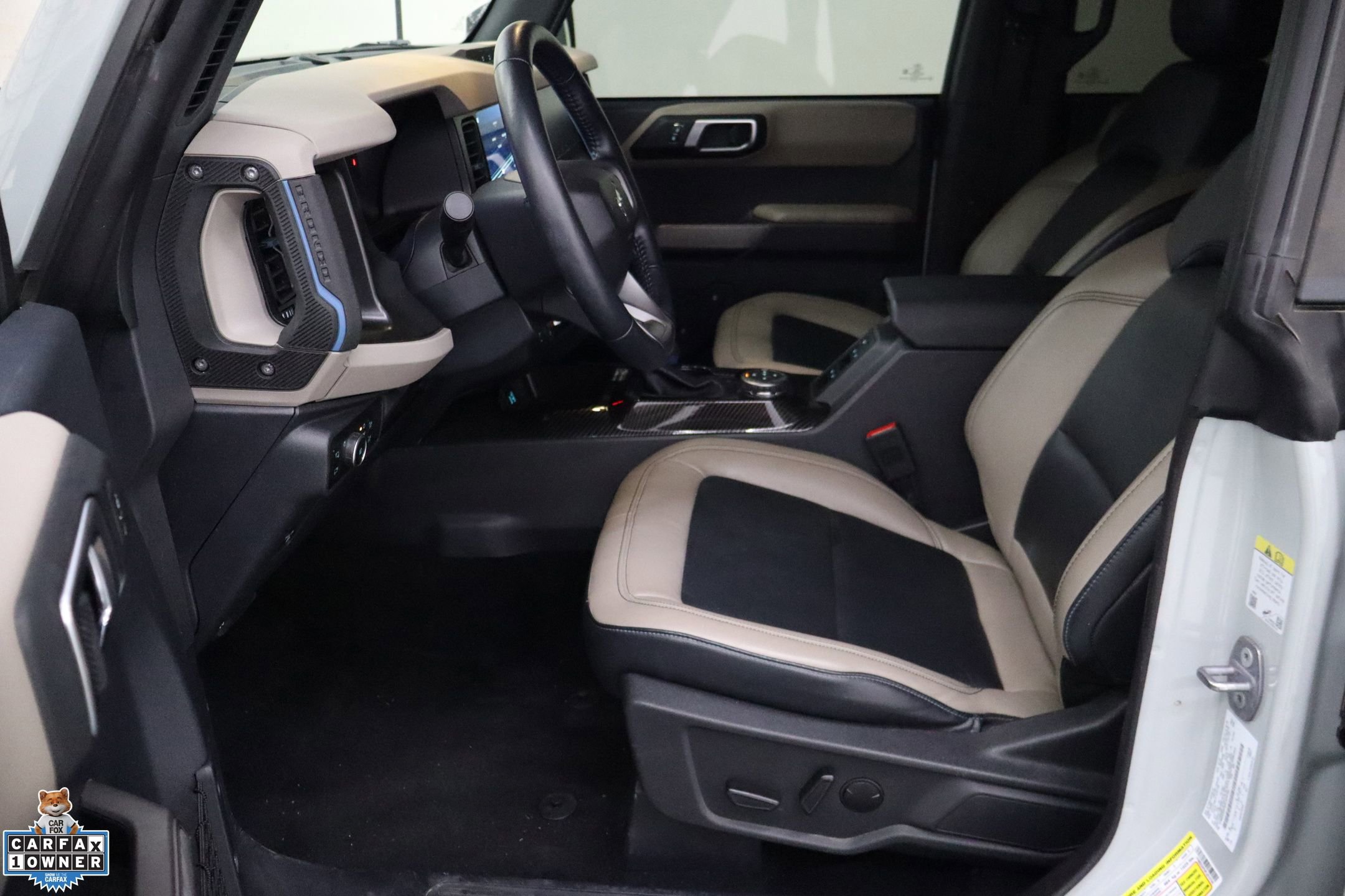 Used 2023 Ford Bronco Wildtrak image 14