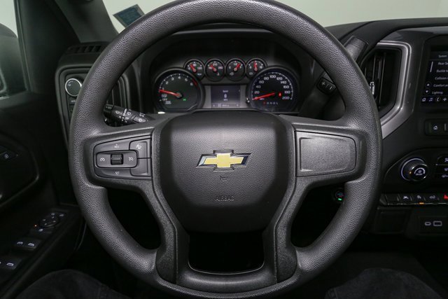 Used 2023 Chevrolet Silverado 1500 Custom image 25