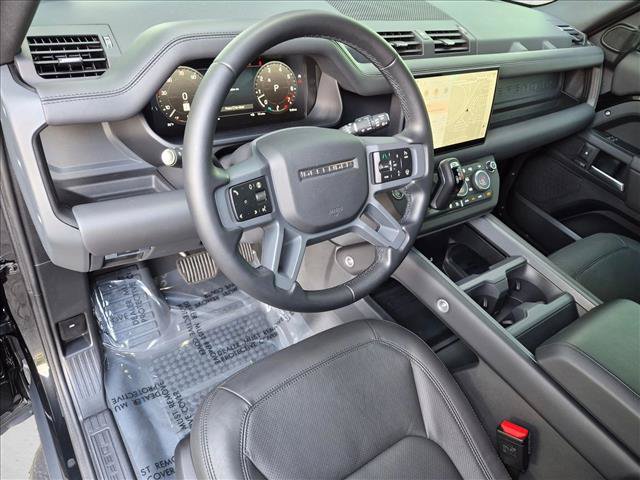 Certified 2025 Land Rover Defender 130 X-Dynamic SE AWD/4WD image 10