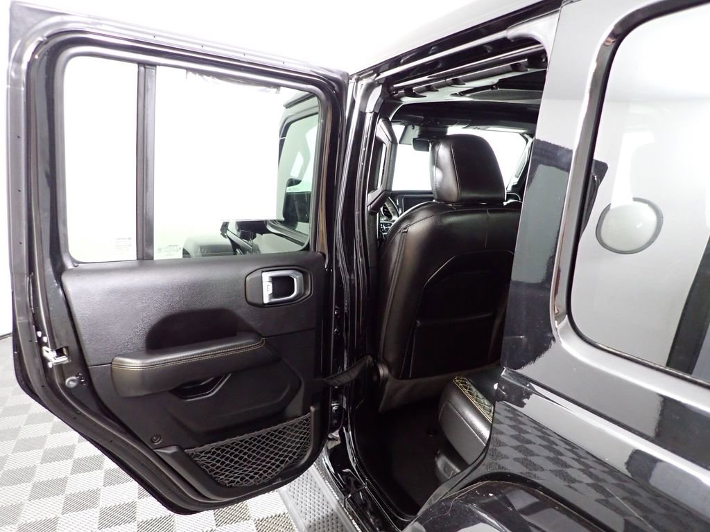 Used 2021 Jeep Wrangler Unlimited Sahara image 30