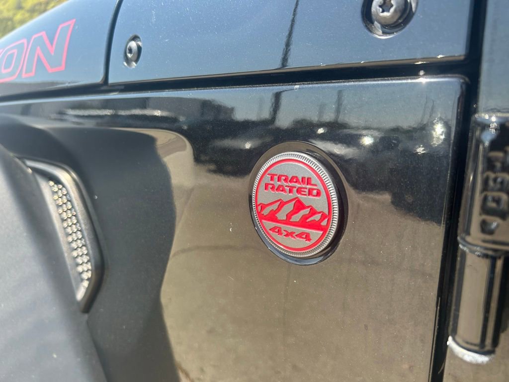 Used 2022 Jeep Wrangler Unlimited Rubicon AWD/4WD image 30