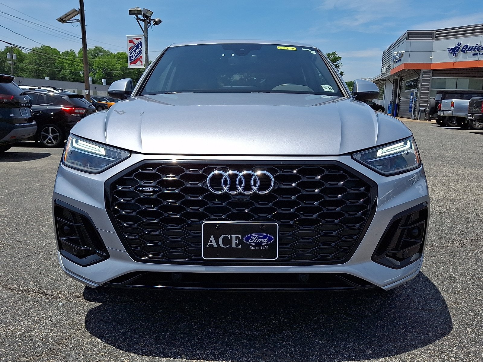 Used 2024 Audi Q5 2.0T Premium Plus w/ Premium Plus Package AWD/4WD image 2