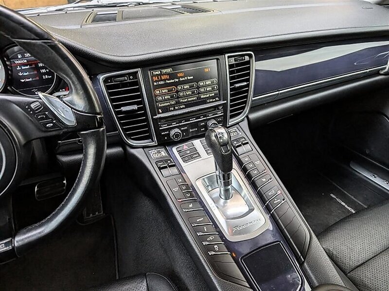 Used 2012 Porsche Panamera S RWD image 21