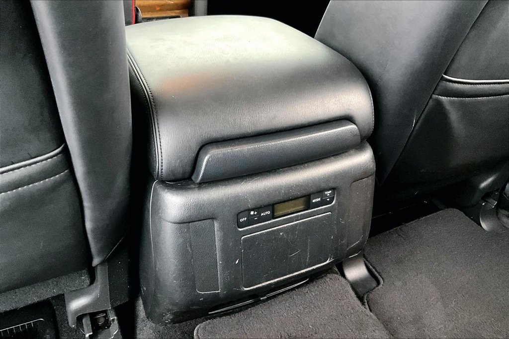 Used 2011 INFINITI QX56 2WD w/ Theater Pkg image 31