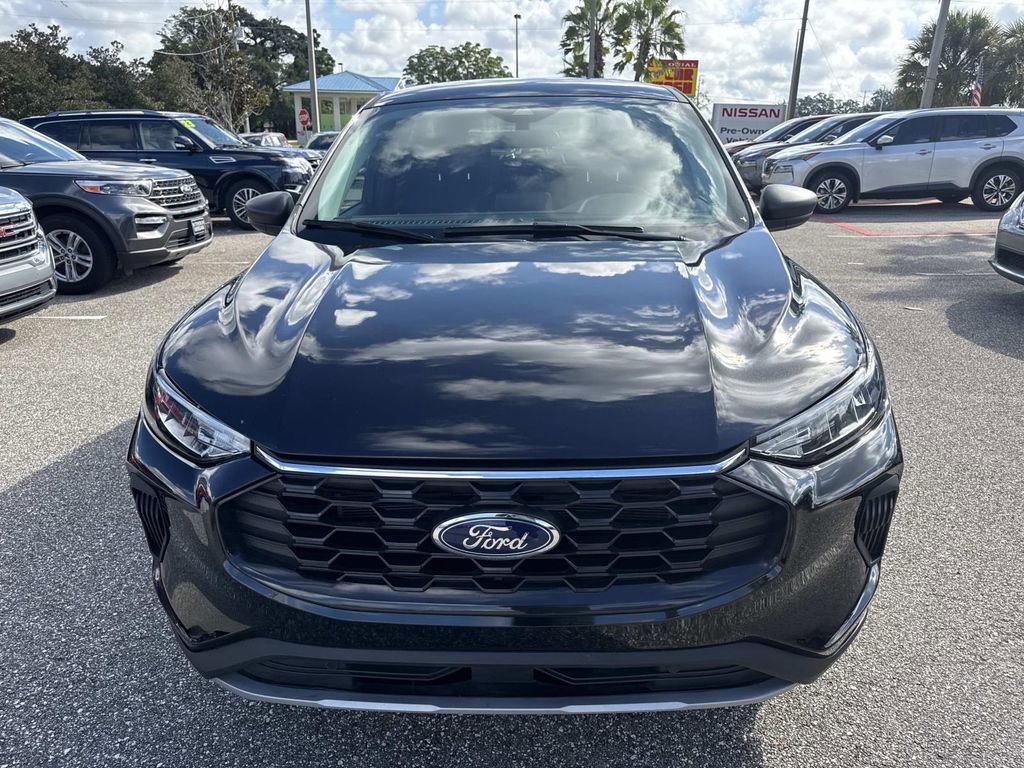 Used 2025 Ford Escape Active image 9