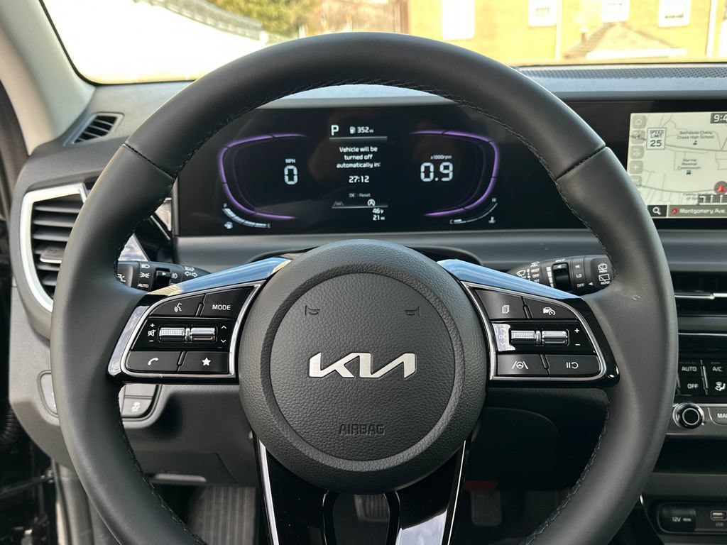 New 2026 Kia Seltos S AWD/4WD image 16