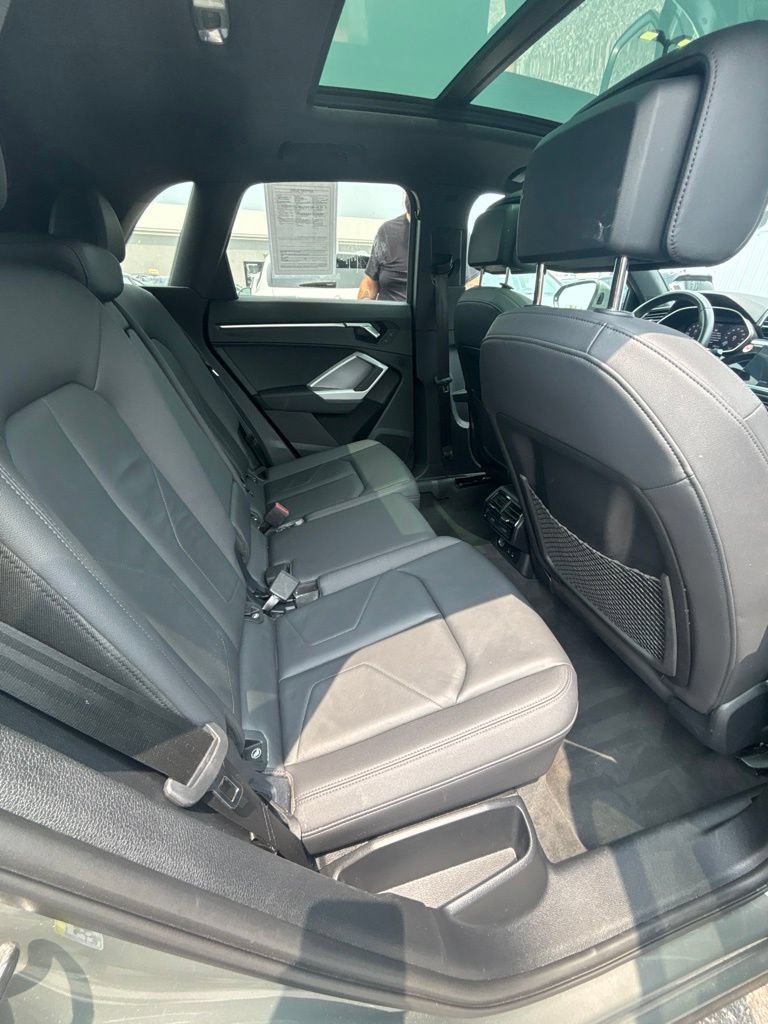 Used 2025 Audi Q3 2.0T Premium AWD/4WD image 19