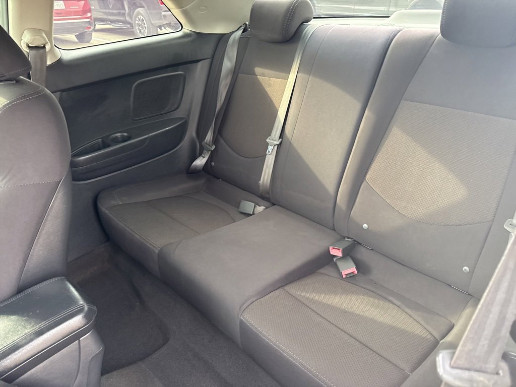 Used 2010 Kia Forte Koup EX image 9