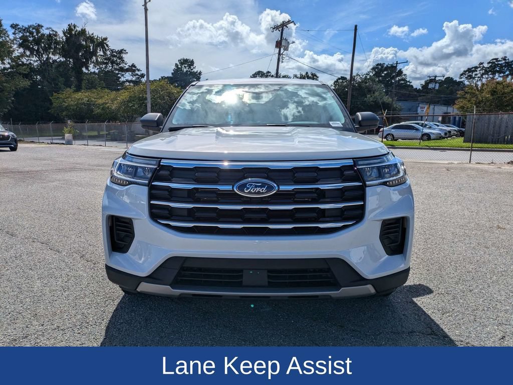 Certified 2026 Ford Explorer Active RWD image 9