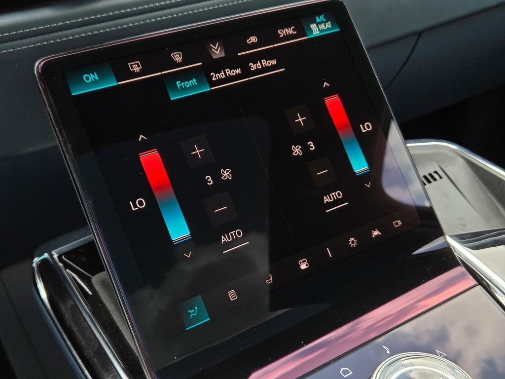 Certified 2025 Cadillac Escalade IQ Luxury 2 w/ LPO, Premium Carpet Package image 21