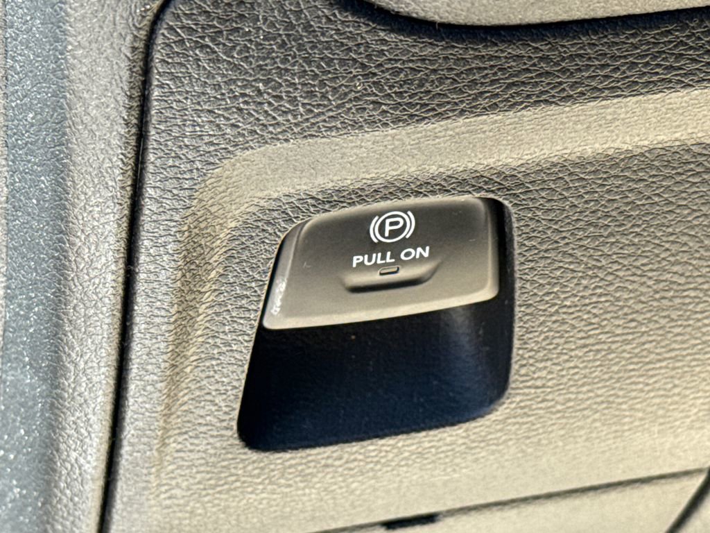 Used 2024 RAM 1500 Tradesman w/ Night Edition image 20