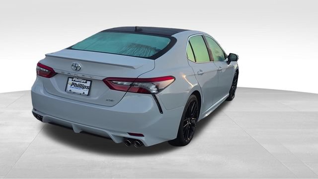 Used 2022 Toyota Camry XSE FWD image 4