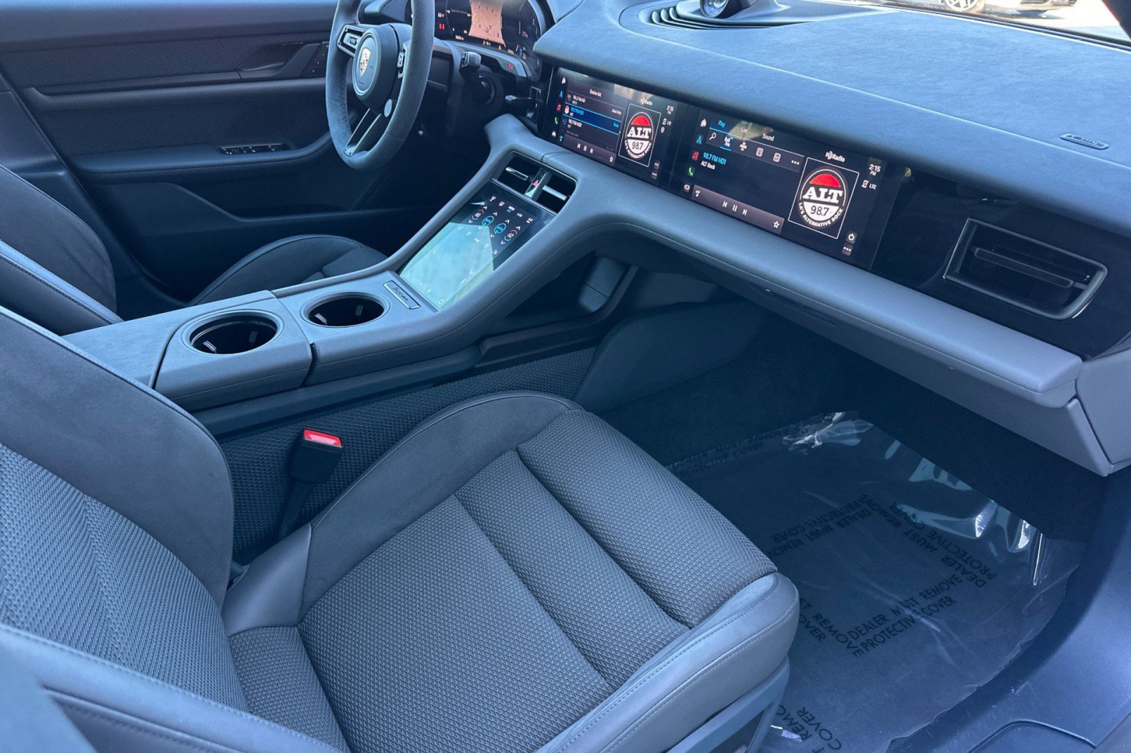 Certified 2023 Porsche Taycan RWD image 15