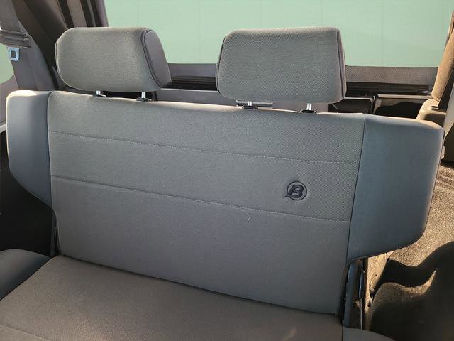 Used 2004 Jeep Wrangler Unlimited image 23