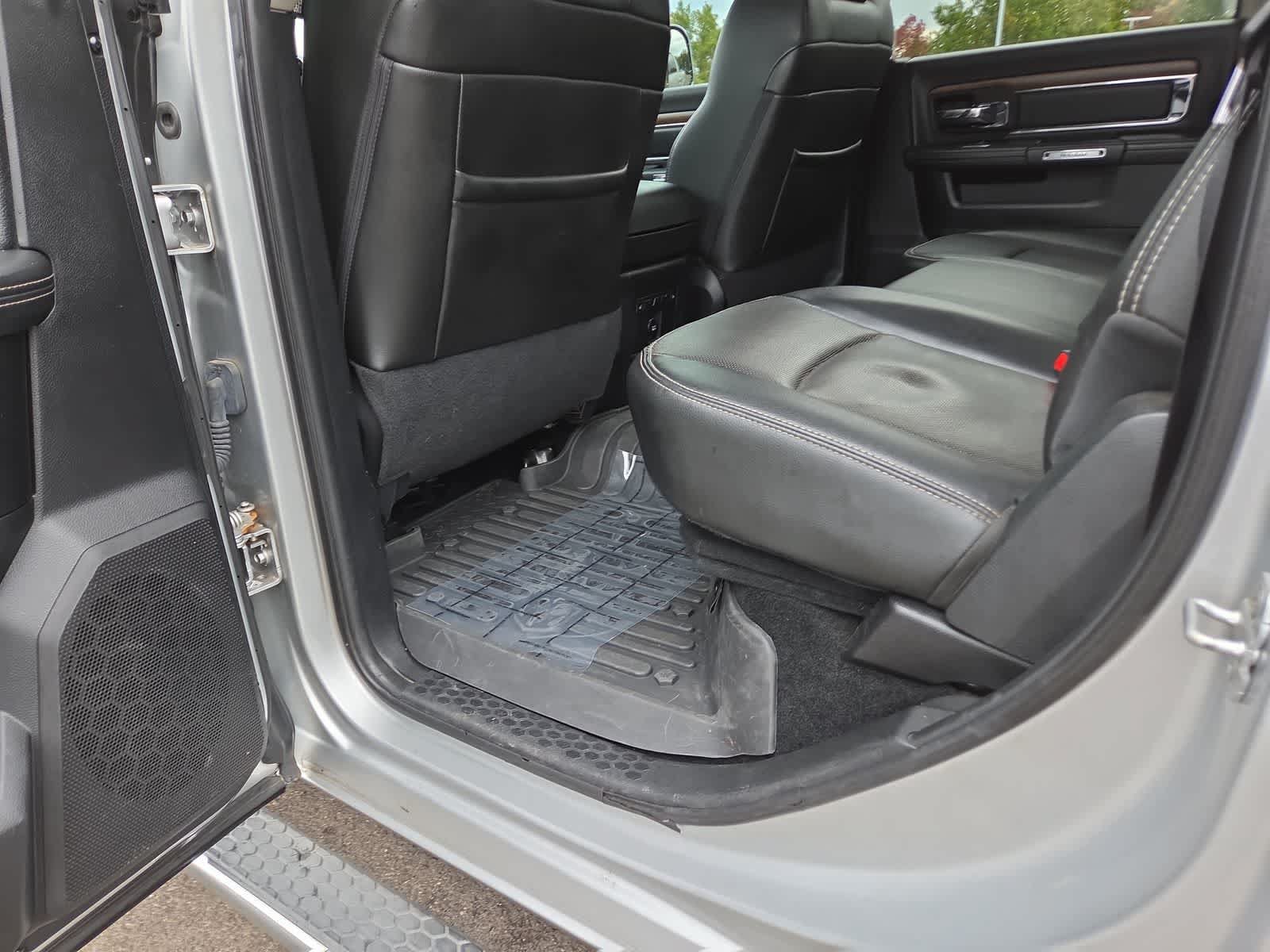 Used 2014 RAM 2500 Laramie w/ Convenience Group AWD/4WD image 20