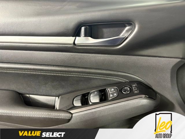 Used 2021 Nissan Altima 2.5 SV FWD image 15