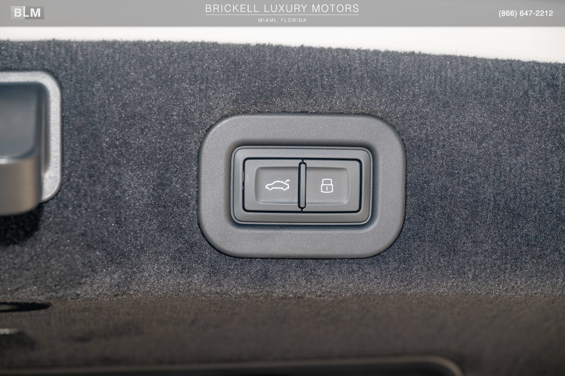 Used 2025 Bentley Flying Spur Plug-In Hybrid w/ First Edition Specification AWD/4WD image 16