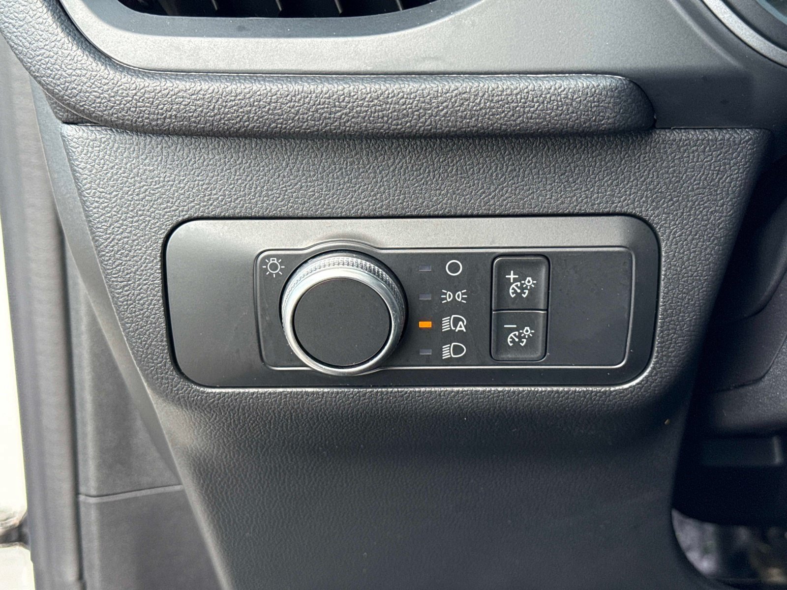 Used 2022 Ford Escape S AWD/4WD image 31