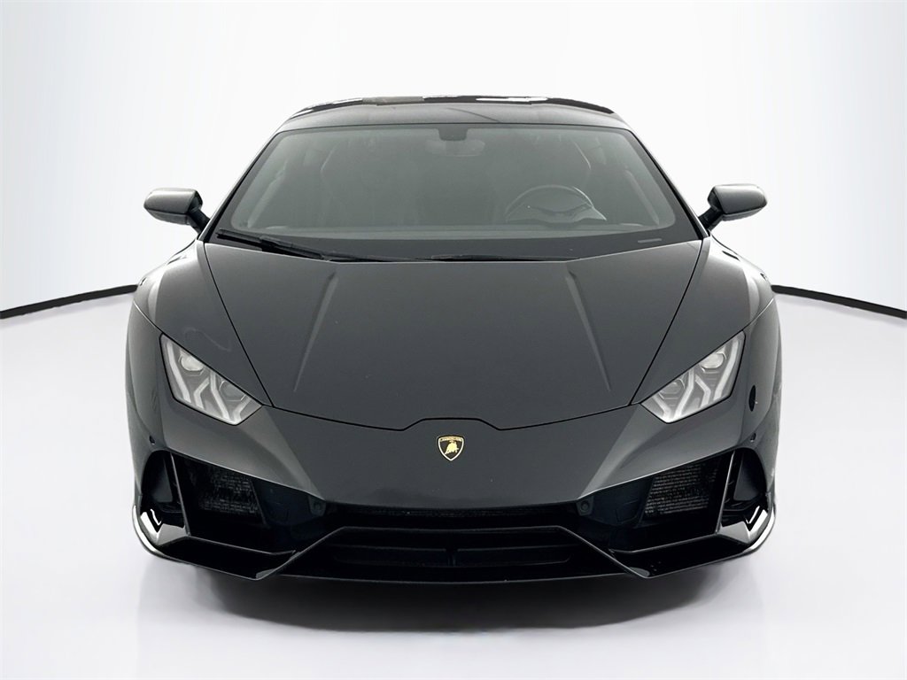 Used 2020 Lamborghini Huracan EVO image 2