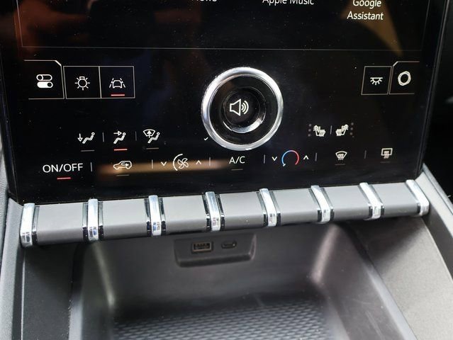 Certified 2025 GMC Terrain Elevation AWD/4WD image 26