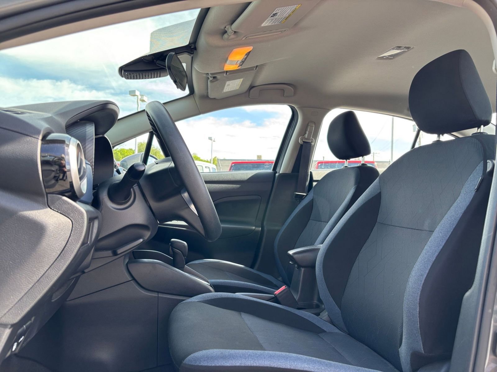 Used 2025 Nissan Versa SV FWD image 24
