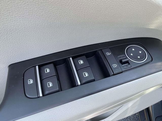 Used 2025 Kia Soul LX w/ LX Technology Package image 15