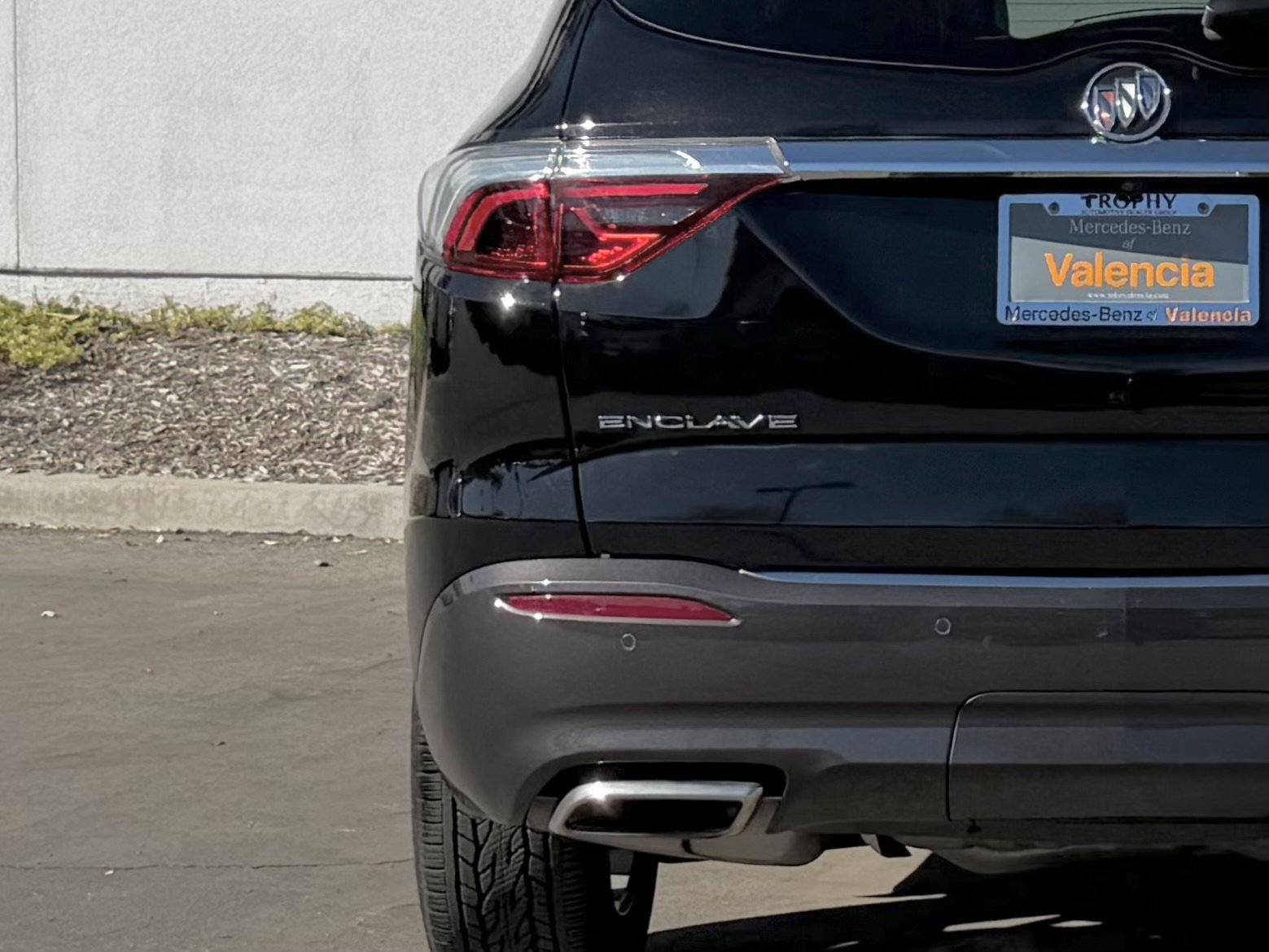 Used 2024 Buick Enclave Essence w/ Experience Buick Package image 11