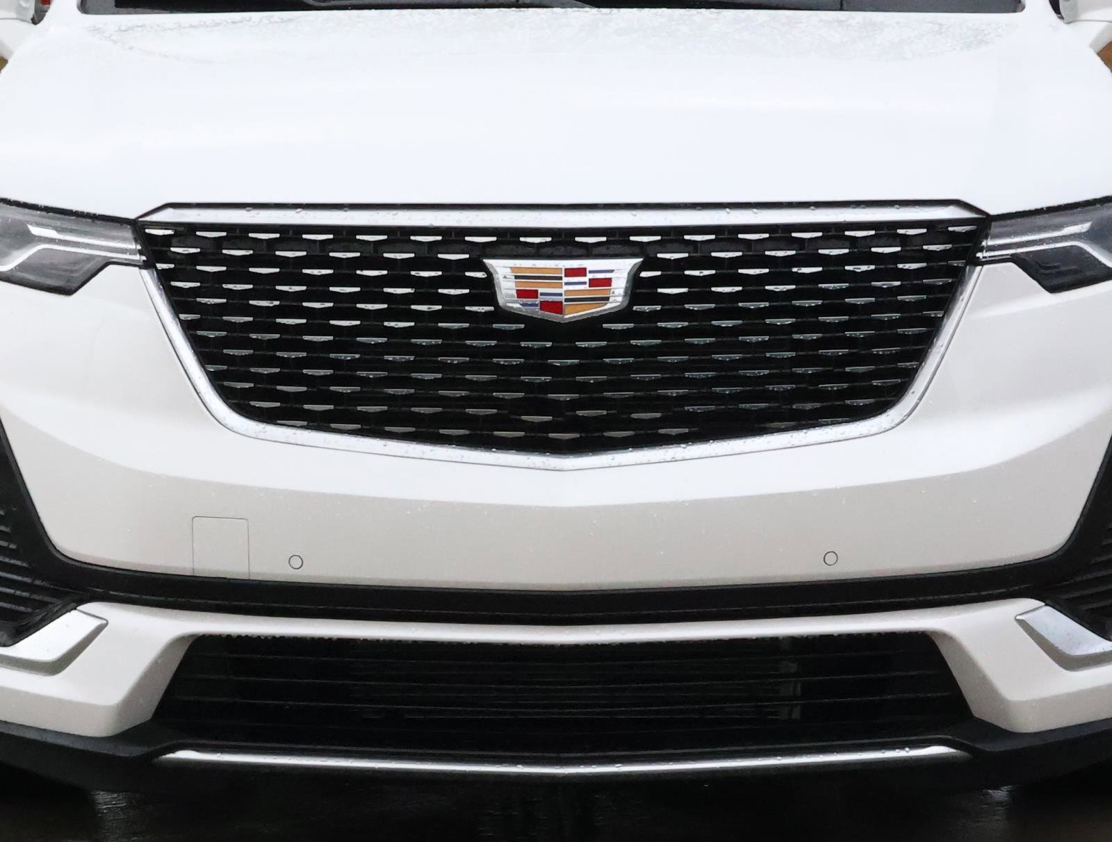 Certified 2023 Cadillac XT6 Premium Luxury image 8