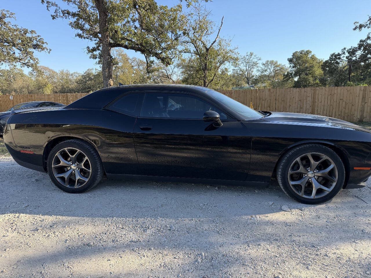 Used 2015 Dodge Challenger SXT Plus RWD image 4