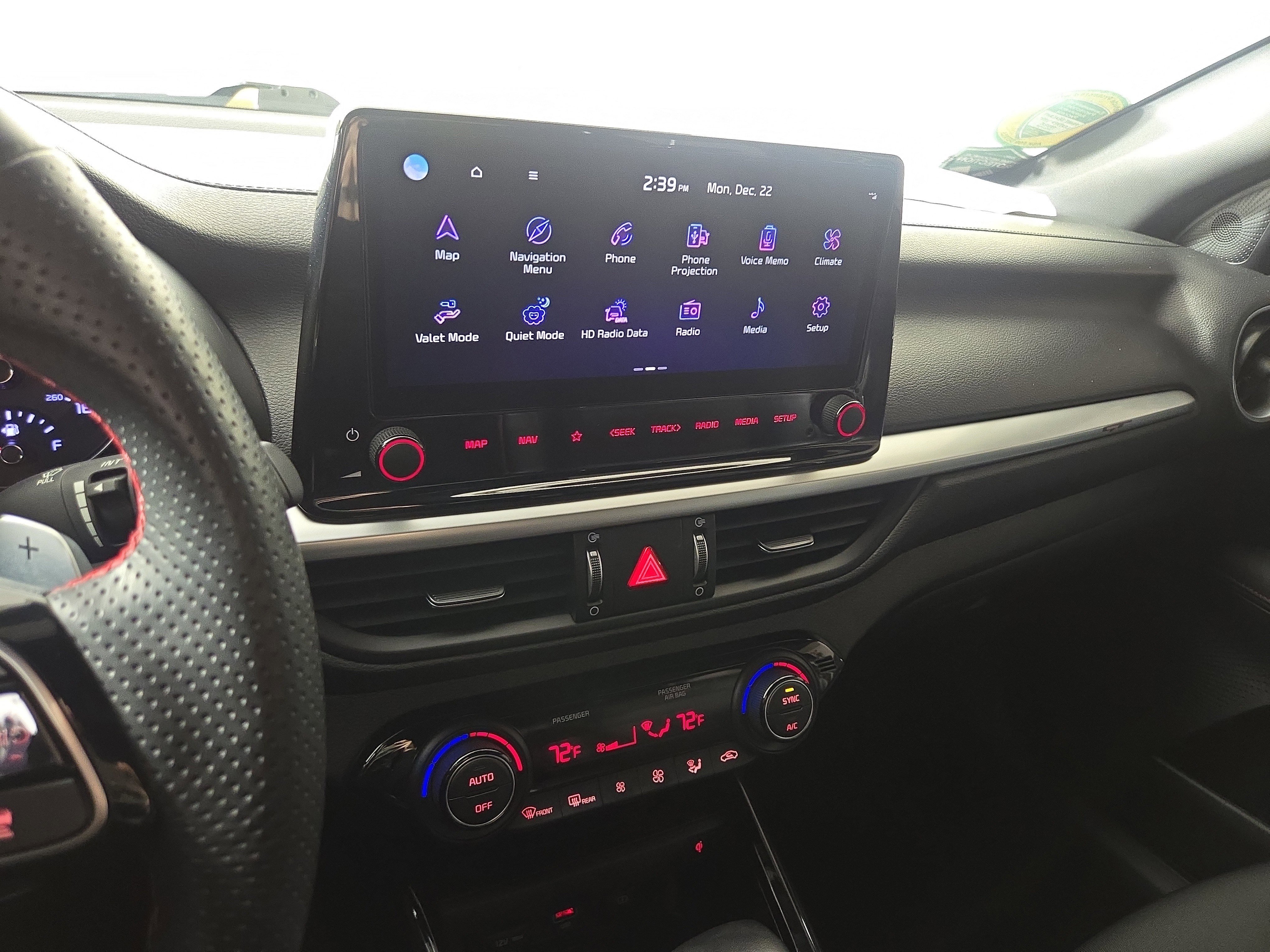 Used 2024 Kia Forte GT image 22