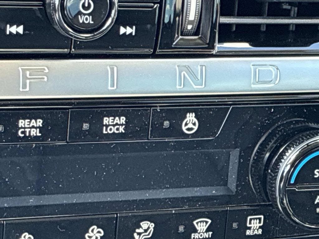 New 2026 Nissan Pathfinder SL AWD/4WD image 17