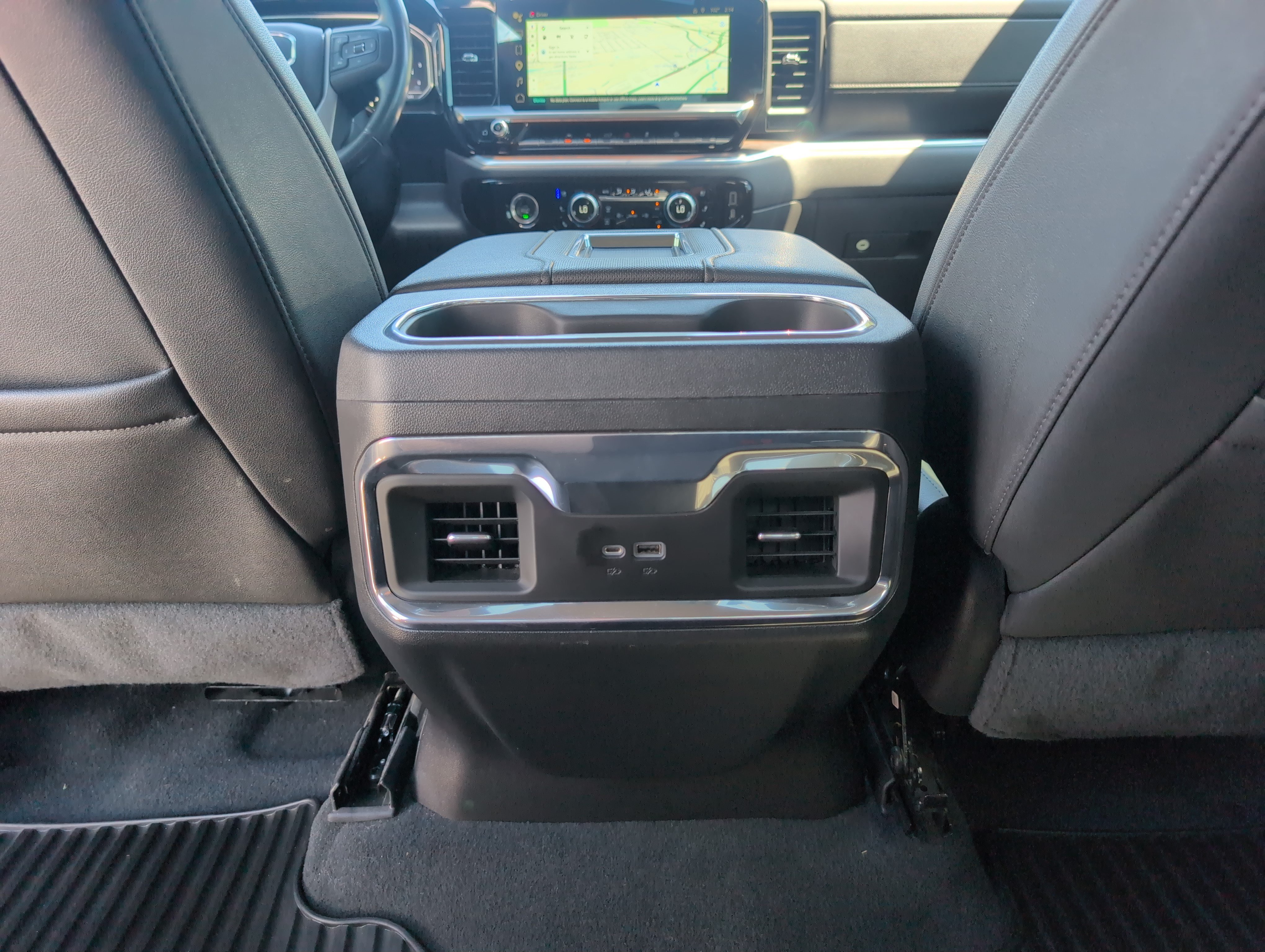 Used 2022 GMC Sierra 1500 SLT AWD/4WD image 32