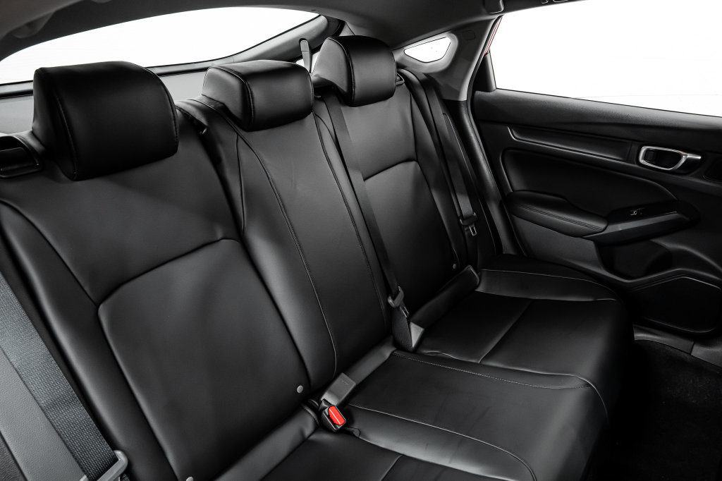 Certified 2026 Acura Integra FWD image 30