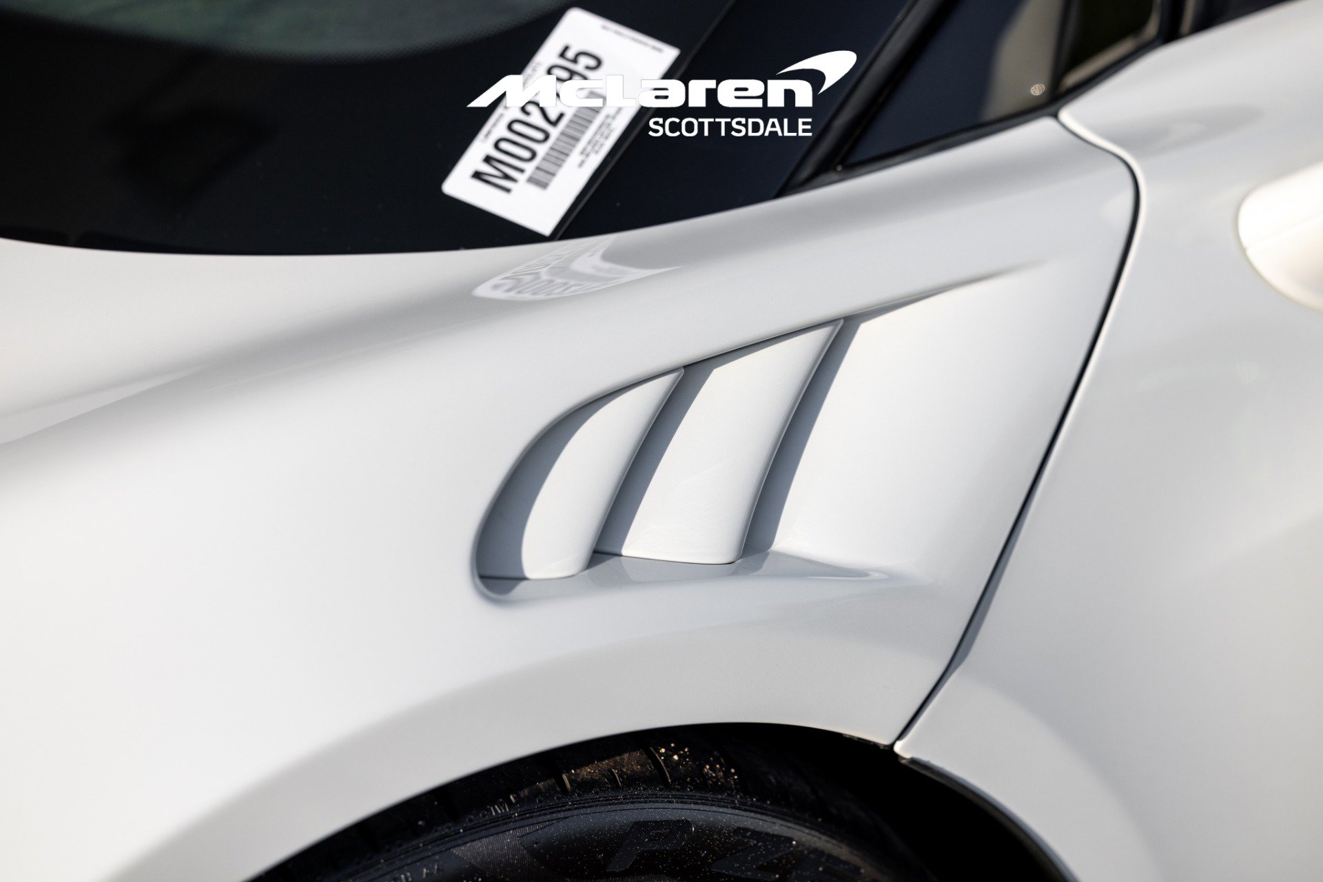 Used 2025 McLaren Artura Spider image 52