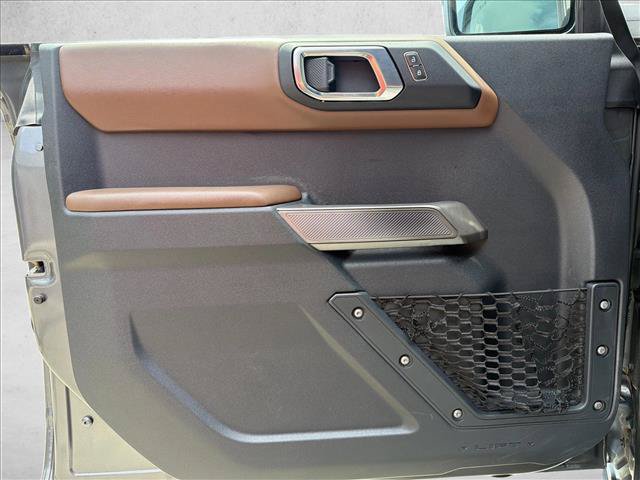 Used 2022 Ford Bronco Outer Banks AWD/4WD image 10