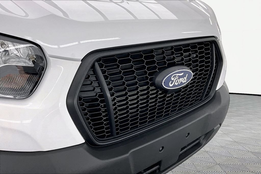 Used 2026 Ford Transit 150 Low Roof RWD image 29