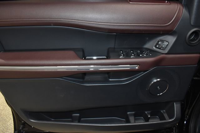 Used 2024 Ford Expedition Max Limited image 26