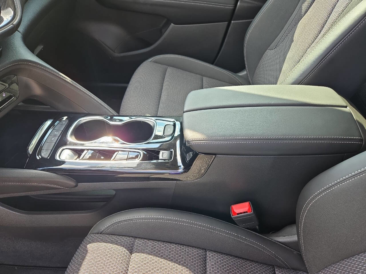 Used 2023 Buick Envision Preferred image 30