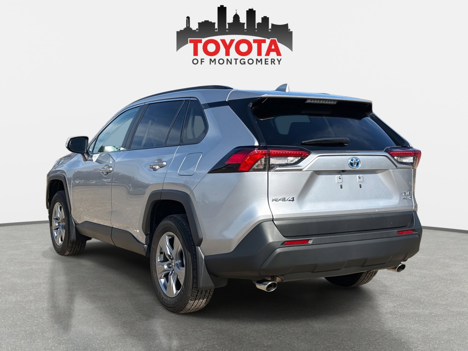 Used 2024 Toyota RAV4 XLE image 6
