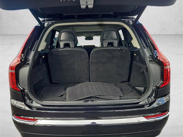 Used 2026 Volvo XC90 B6 Ultra w/ Protection Package AWD/4WD image 6