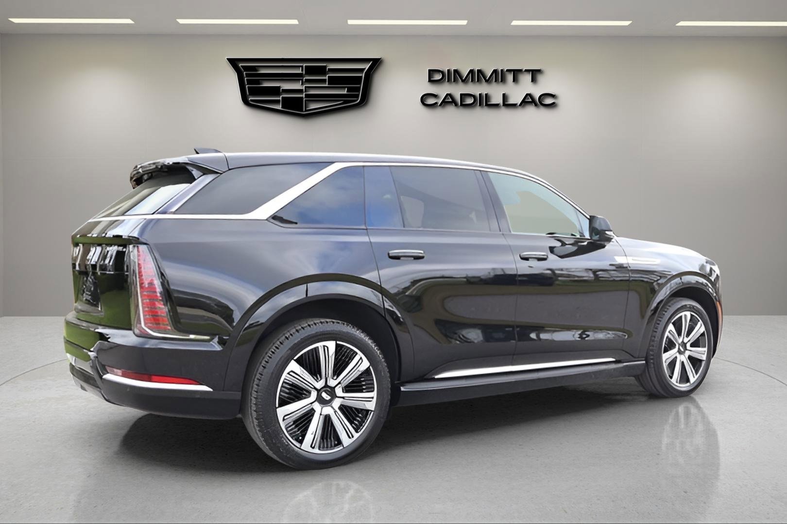 New 2025 Cadillac Escalade IQ Luxury 2 w/ LPO, Premium Carpet Package image 5