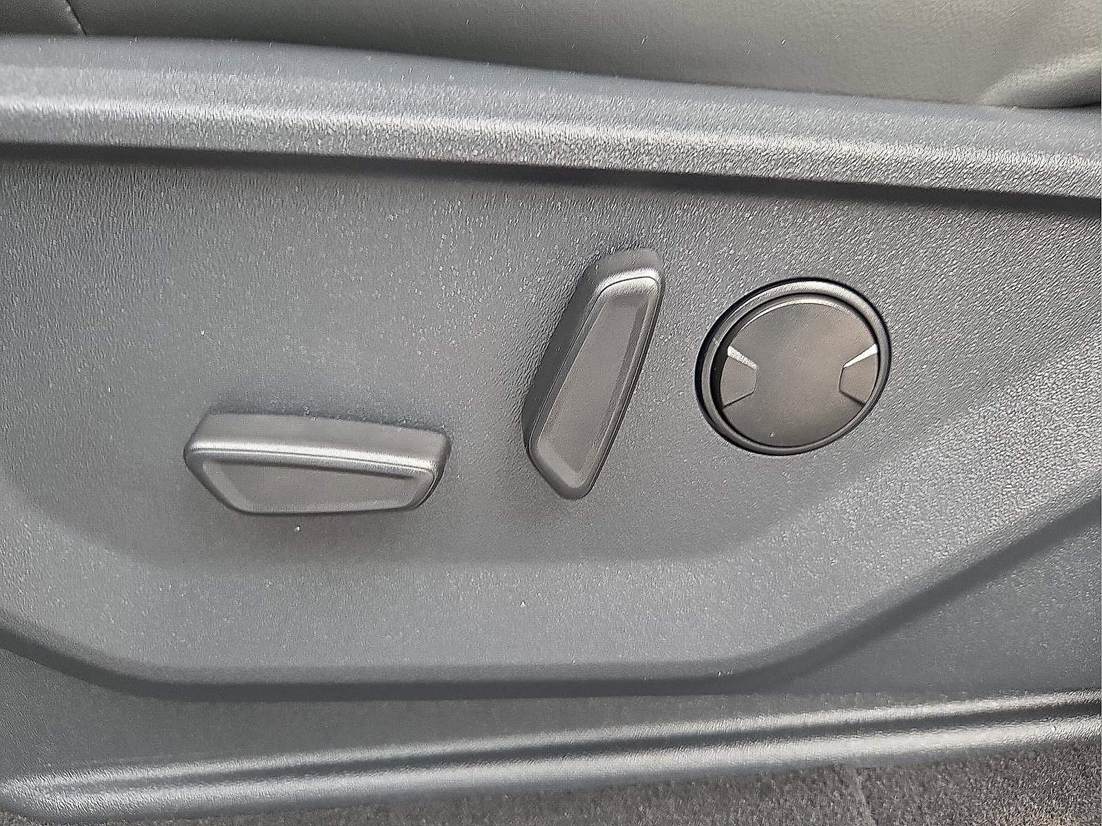 Used 2025 Ford Expedition Max Active image 16