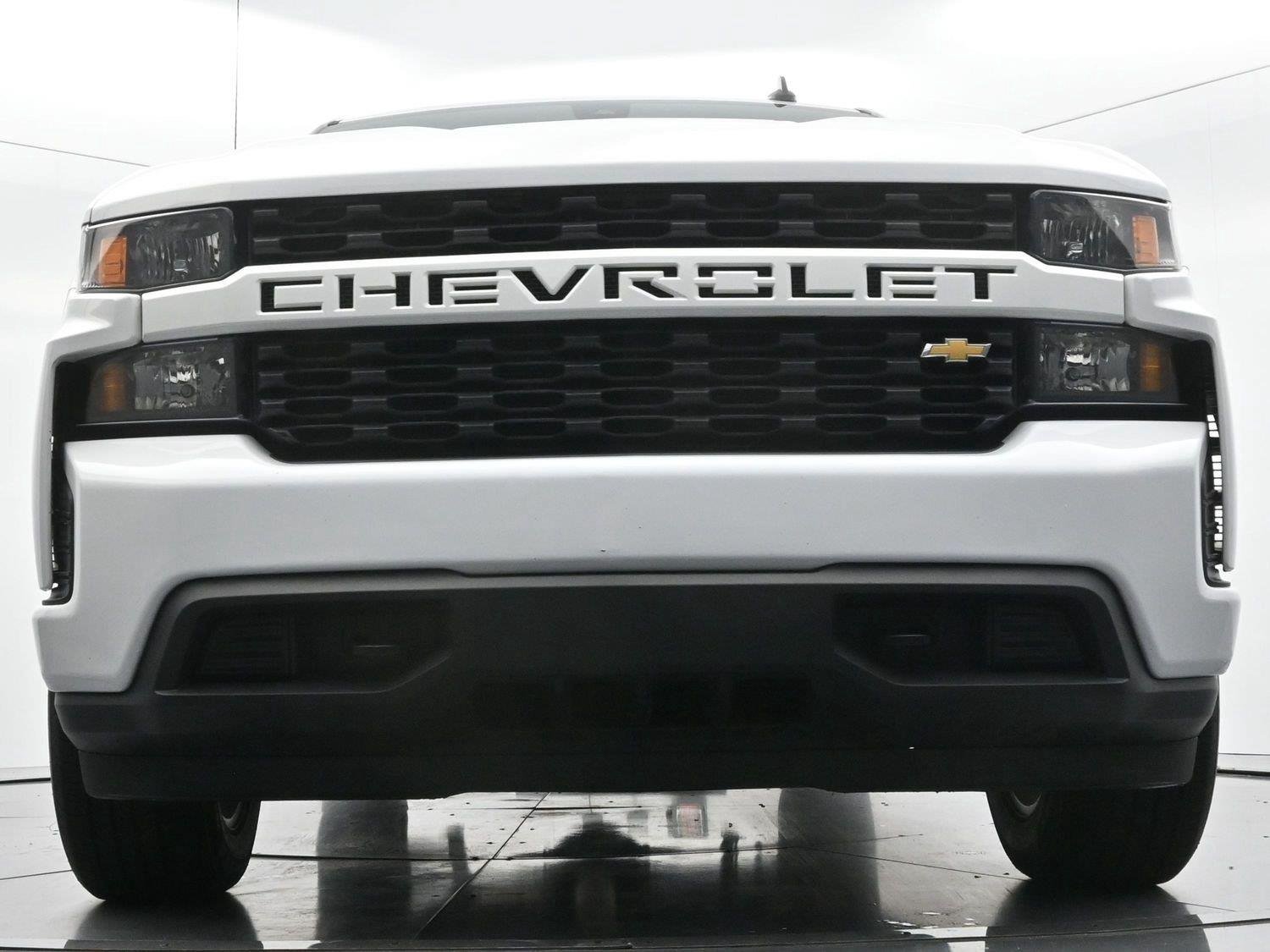 Used 2022 Chevrolet Silverado 1500 Custom w/ Safety Confidence Package RWD image 42