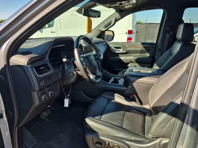 Used 2022 Chevrolet Tahoe Z71 w/ Luxury Package AWD/4WD image 5