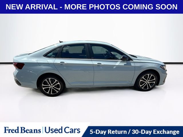 Used 2026 Volkswagen Jetta Sport FWD image 11