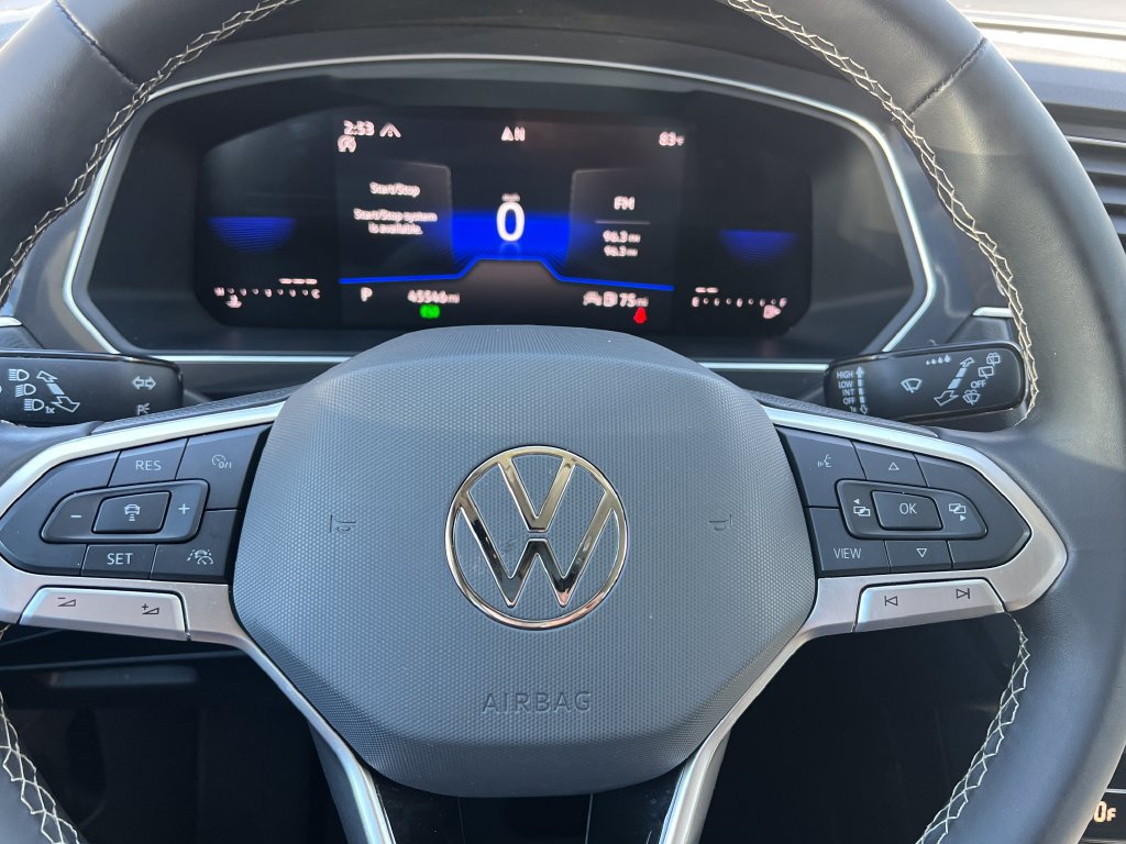 Used 2024 Volkswagen Tiguan SE AWD/4WD image 24